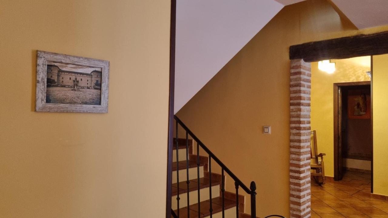 Casa Rural La Posada De Santa Teresa Пастрана Экстерьер фото